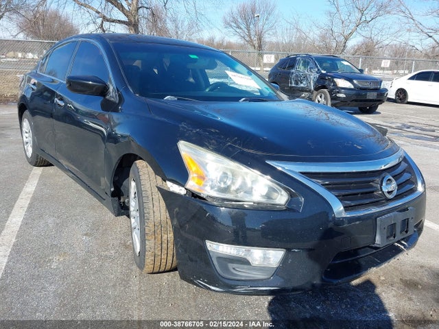 Nissan Altima 2.5 S 2015 1N4AL3AP5FC416616 Image 1