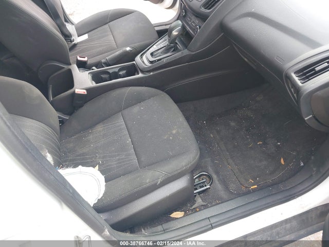 Ford FOCUS S 2016 1FADP3E20GL255805 Image 5