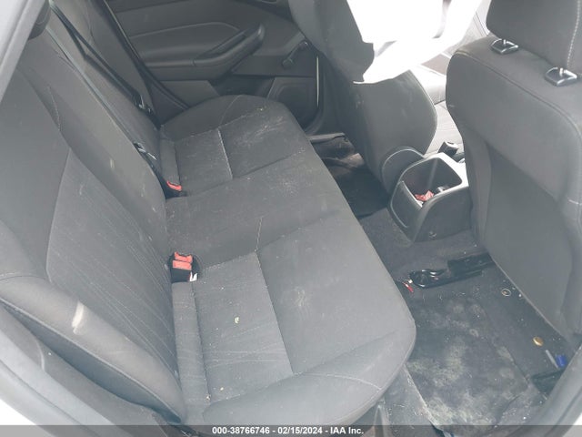 Ford FOCUS S 2016 1FADP3E20GL255805 Image 8