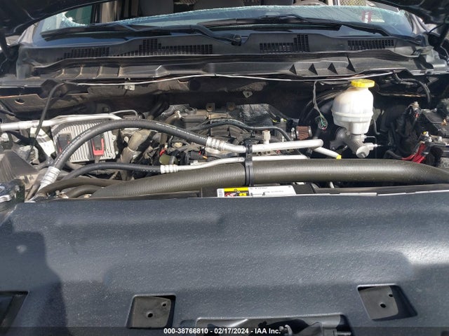 RAM 1500 Express  4x4 5'7 Box 2018 1C6RR7KT4JS321503 Image 10