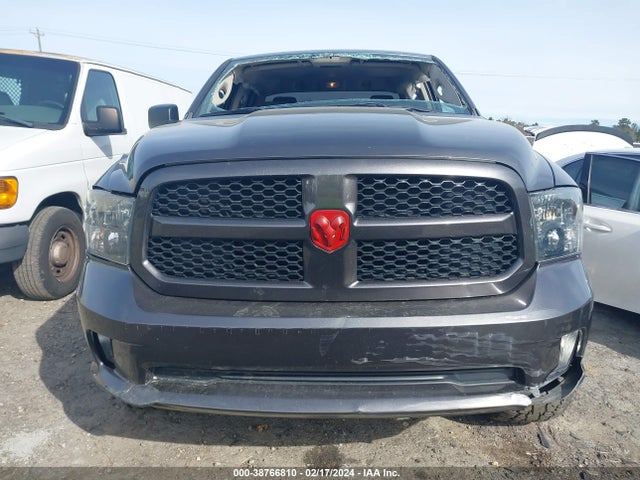 RAM 1500 Express  4x4 5'7 Box 2018 1C6RR7KT4JS321503 Image 12