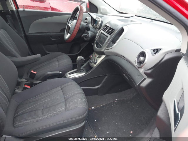 Chevrolet Sonic Lt Auto 2014 1G1JC5SH6E4244143 Image 5