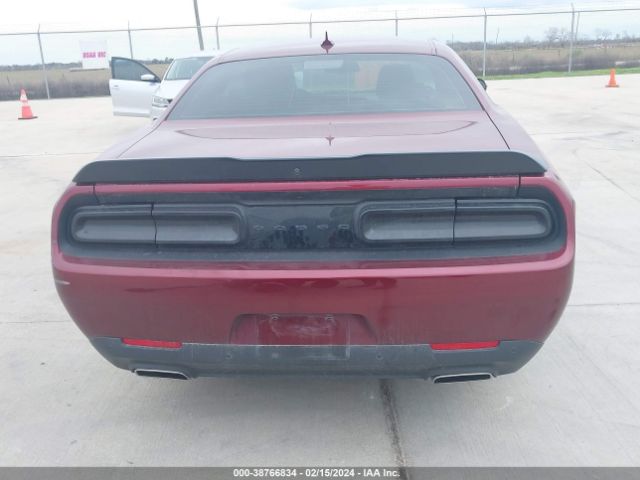 2C3CDZAGXNH165188 Dodge Challenger Sxt