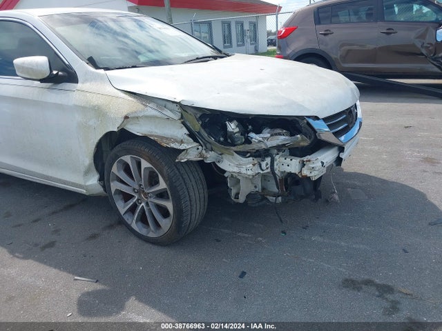 Honda Accord Sport 2015 1HGCR2F5XFA093745 Image 18