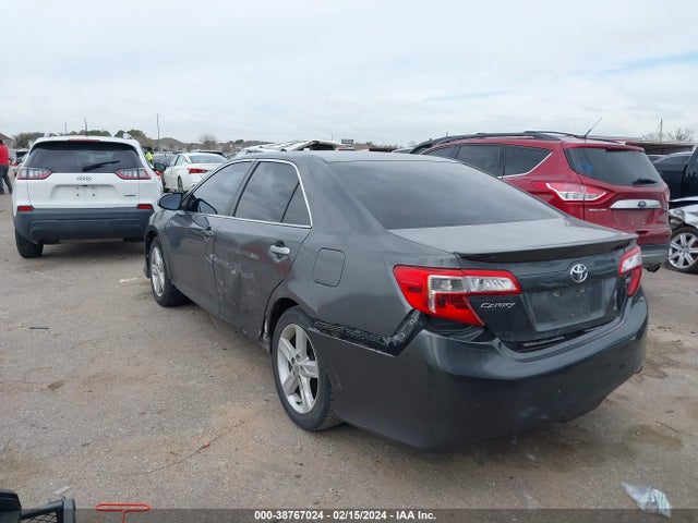 2014 TOYOTA CAMRY SE VIN: 4T1BF1FK9EU322301