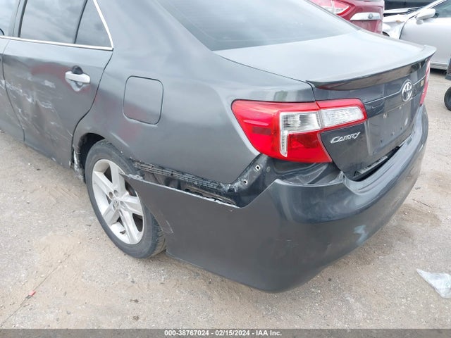 2014 TOYOTA CAMRY SE VIN: 4T1BF1FK9EU322301