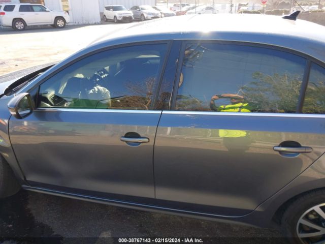 3VWDB7AJ9HM297268 Volkswagen Jetta 1.4t Se