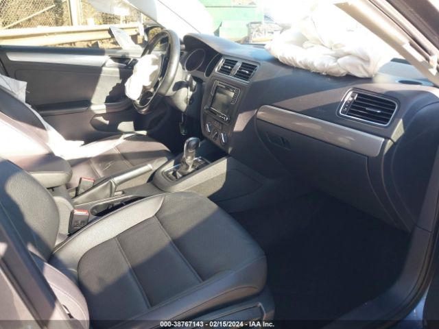 3VWDB7AJ9HM297268 Volkswagen Jetta 1.4t Se