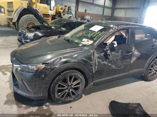 JM1DKFC79H0161014 Mazda Cx-3 Touring