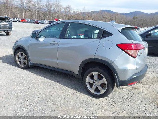 Honda HR-V LX 2017 3CZRU5H31HM704430 Image 3