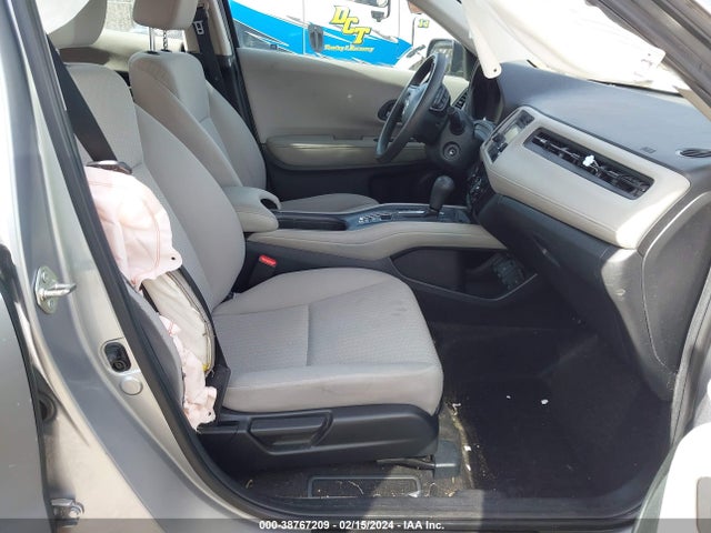 Honda HR-V LX 2017 3CZRU5H31HM704430 Image 5