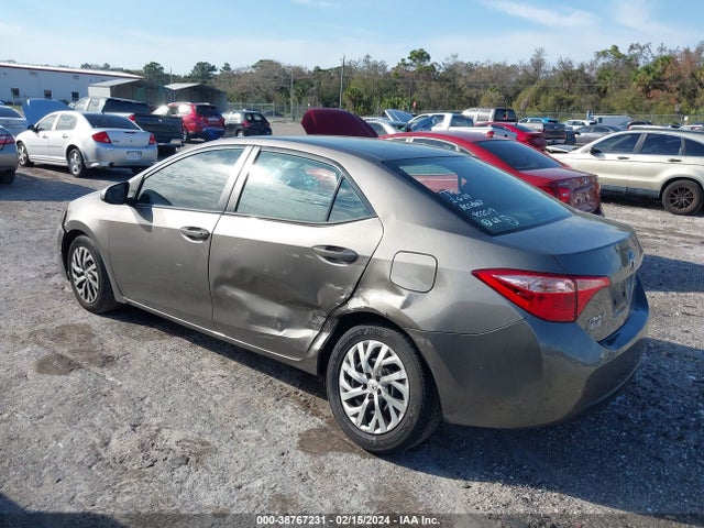 Toyota COROLLA LE 2019 2T1BURHE6KC241958 Image 3