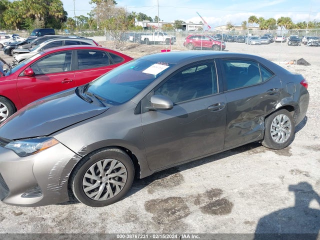 Toyota COROLLA LE 2019 2T1BURHE6KC241958 Image 6
