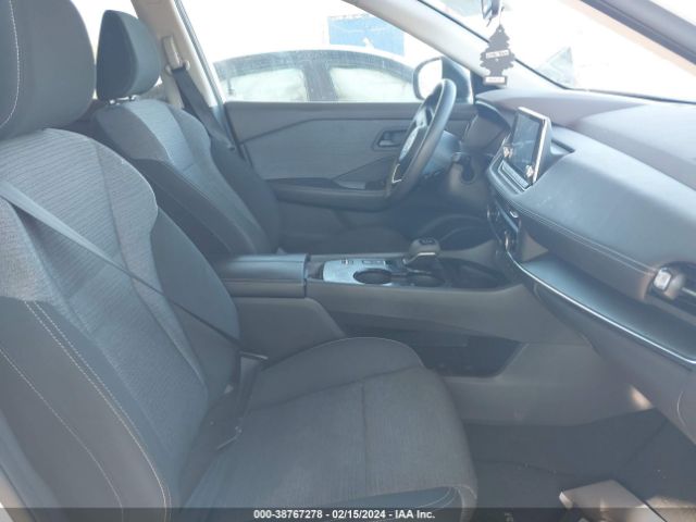 5N1AT3AA4MC687441 Nissan Rogue S Fwd