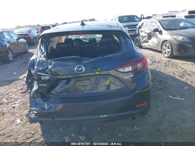3MZBN1L36JM230319 Mazda Mazda3 Touring