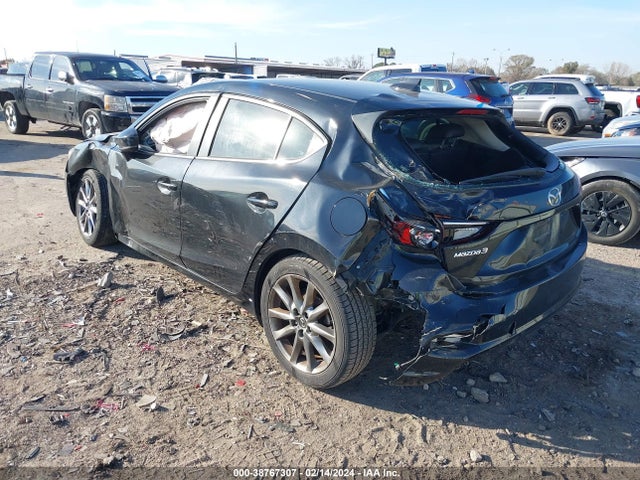 3MZBN1L36JM230319 Mazda Mazda3 Touring
