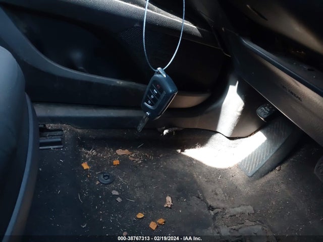 Toyota CAMRY LE 2018 4T1B11HK3JU070504 Image 11