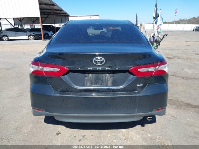 Toyota CAMRY LE 2018 4T1B11HK3JU070504 Image 16