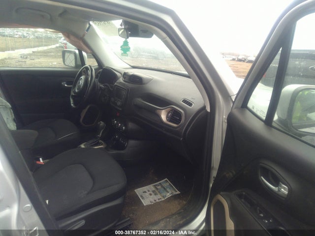 Jeep Renegade Latitude 2016 ZACCJBBT1GPD56359 Image 5
