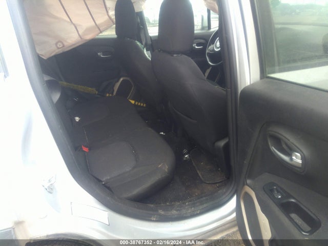 Jeep Renegade Latitude 2016 ZACCJBBT1GPD56359 Image 8