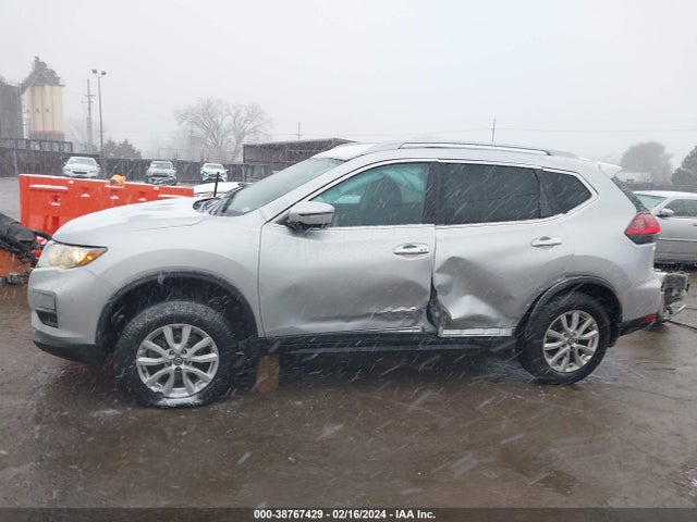 Nissan ROGUE SV 2017 5N1AT2MN5HC837118 Image 6