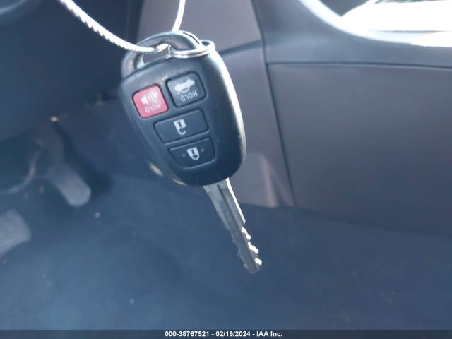Toyota COROLLA LE 2017 2T1BURHE7HC876874 Image 11