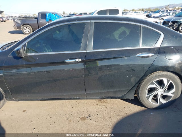 Honda ACCORD LX 2017 1HGCR2F39HA247797 Image 15