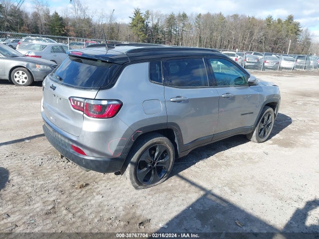 3C4NJDBB8JT396076 Jeep Compass Altitude 4x4
