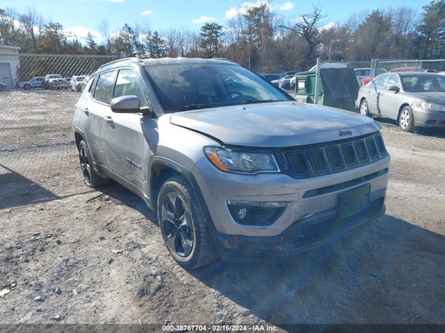3C4NJDBB8JT396076 Jeep Compass Altitude 4x4