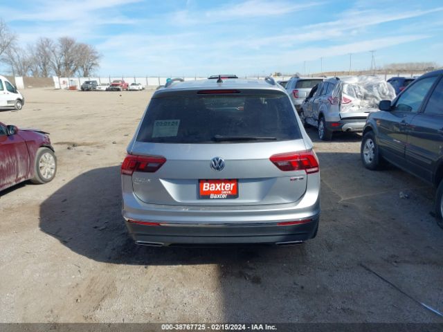 3VV2B7AXXLM063844 Volkswagen Tiguan 2.0t Se/2.0t Se R-line Black/2.0t Sel