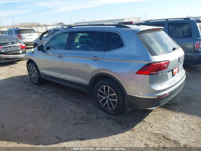 3VV2B7AXXLM063844 Volkswagen Tiguan 2.0t Se/2.0t Se R-line Black/2.0t Sel