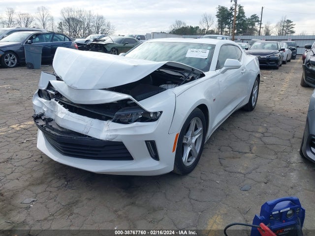 Chevrolet Camaro 1lt 2016 1G1FB1RS0G0147968 Image 2