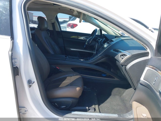 Lincoln MKZ 2016 3LN6L2J99GR632396 Image 5