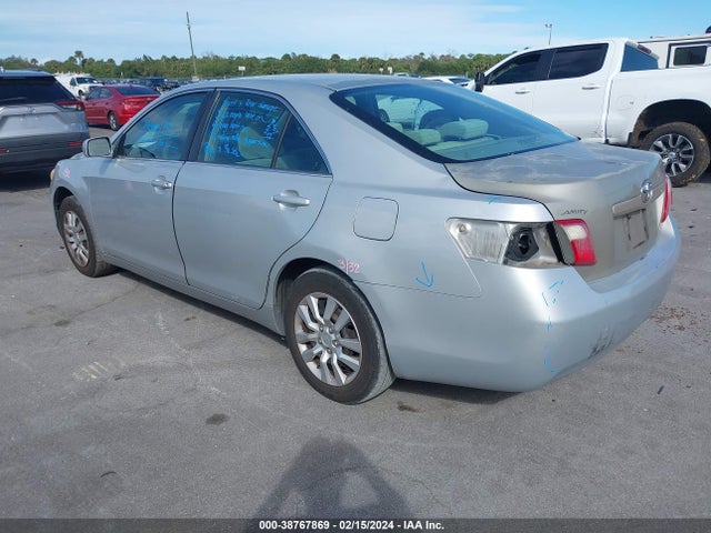 38767869 :رقم المزاد ، 4T1BE46K37U005332 vin ، 2007 Toyota Camry Ce مزاد بيع