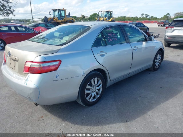 38767869 :رقم المزاد ، 4T1BE46K37U005332 vin ، 2007 Toyota Camry Ce مزاد بيع