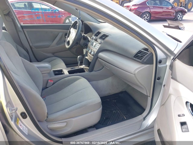 38767869 :رقم المزاد ، 4T1BE46K37U005332 vin ، 2007 Toyota Camry Ce مزاد بيع
