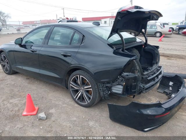 7JRA22TM0MG096896 Volvo S60 T6 R-design
