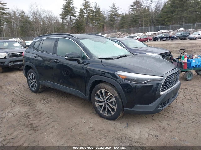 Toyota Corolla Cross Xle 2022 7MUDAABG7NV040388 Image 1