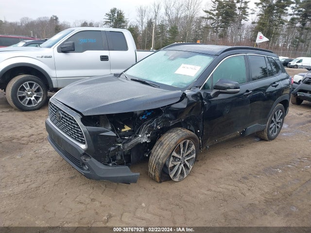 Toyota Corolla Cross Xle 2022 7MUDAABG7NV040388 Image 2