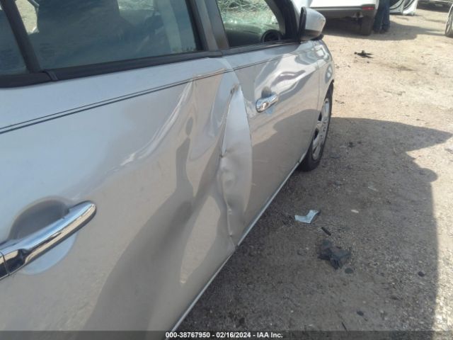 3N1CN7AP8JK443271 Nissan Versa 1.6 Sv