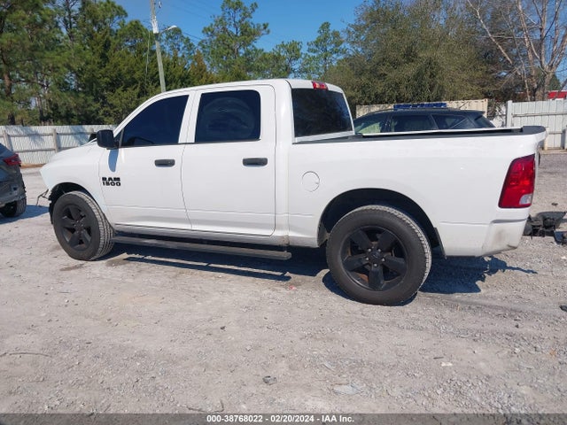 RAM 1500 Express  4x2 5'7 Box 2018 1C6RR6KG2JS263128 Image 15