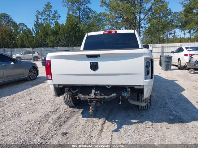 RAM 1500 Express  4x2 5'7 Box 2018 1C6RR6KG2JS263128 Image 17