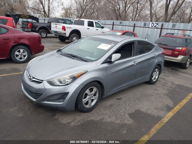 Hyundai ELANTRA SE 2015 5NPDH4AE6FH551833 Image 2