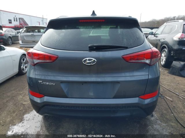 KM8J33A48JU691279 Hyundai TUCSON SEL