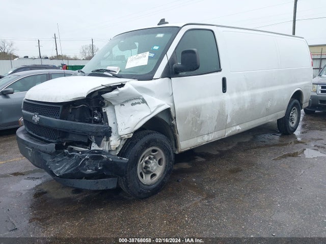 Chevrolet Express 2500 Work Van 2019 1GCWGBFP7K1154207 Image 2