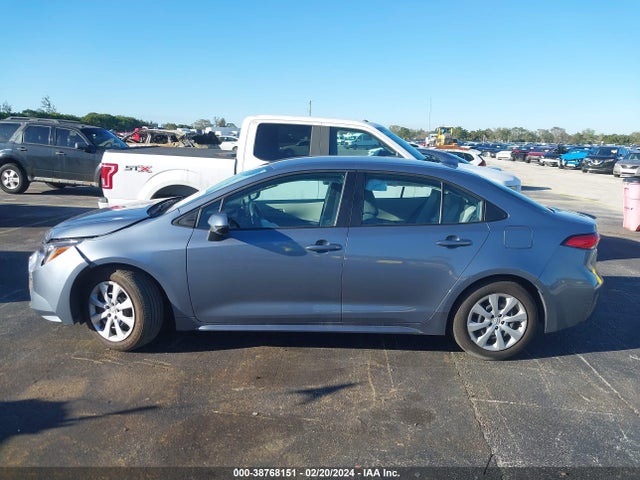 Toyota COROLLA LE 2022 5YFEPMAE4NP369542 Image 14