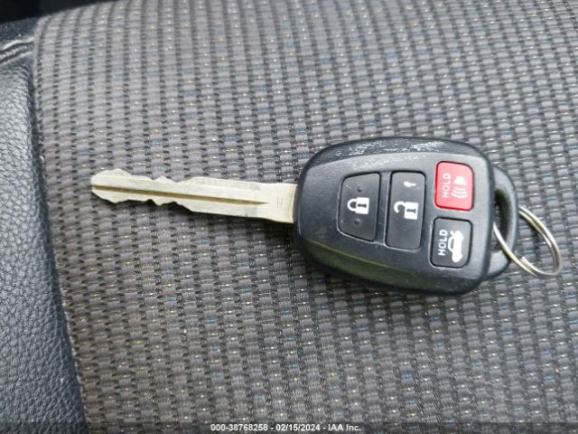 2T1BURHEXEC058048 Toyota Corolla S Plus