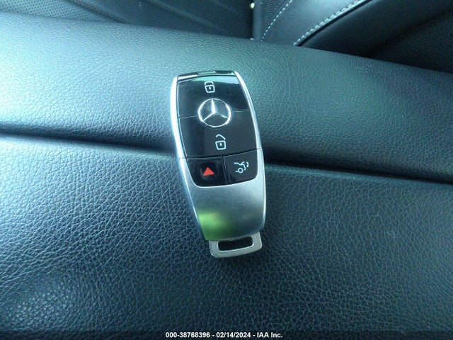 WDDZF4KB4HA099090 Mercedes-Benz E 300 4matic