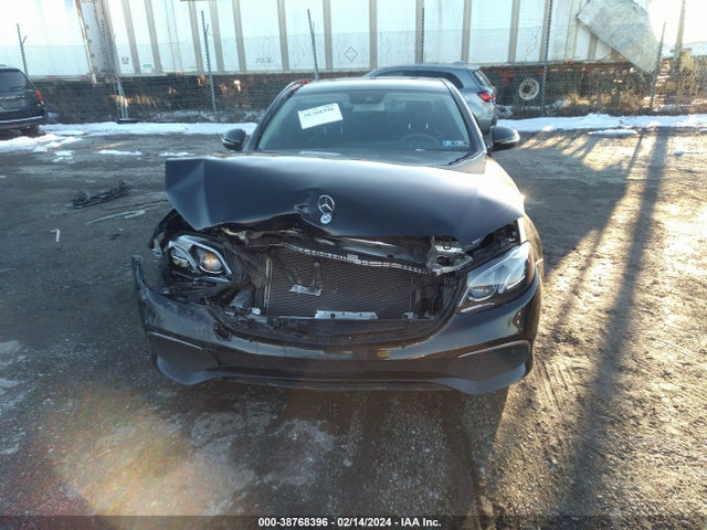 WDDZF4KB4HA099090 Mercedes-Benz E 300 4matic