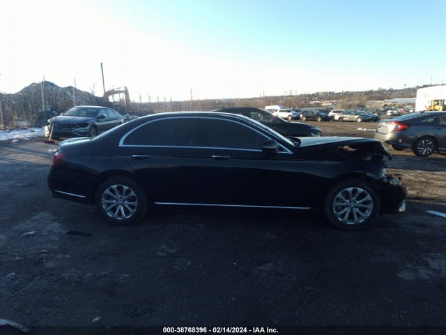 WDDZF4KB4HA099090 Mercedes-Benz E 300 4matic